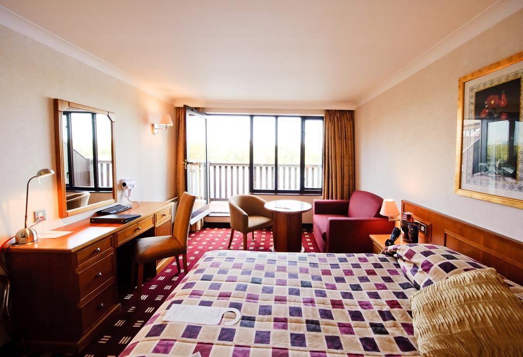Reading Lake Hotel Habitación foto